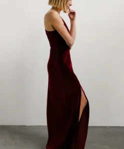 BB Custom Tatiana Velvet One Shoulder Maxi Dress | Merlot Dresses