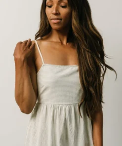 BS Dresses Alaska Open Tie Back Midi Dress | Light Green