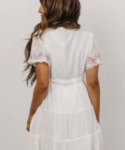 POL Dresses Alexis Embroidered Baby Doll Dress | Off White Multi