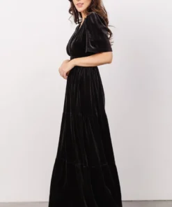 RR Artemis Velvet Maxi Dress | Black Dresses