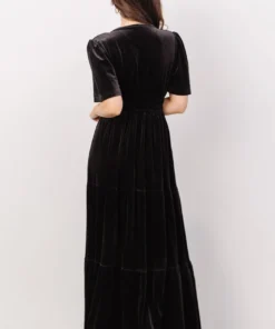 RR Artemis Velvet Maxi Dress | Black Dresses