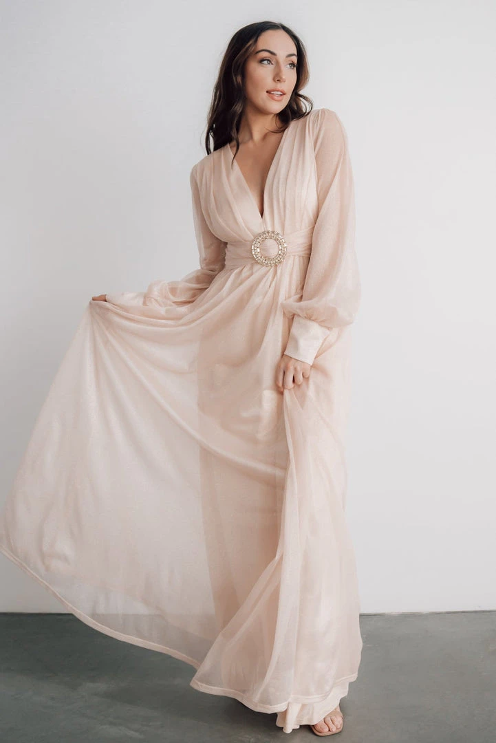 Soi Dresses Azariah Shimmer Maxi Dress | Champagne 8 Soi Dresses Azariah Shimmer Maxi Dress | Champagne