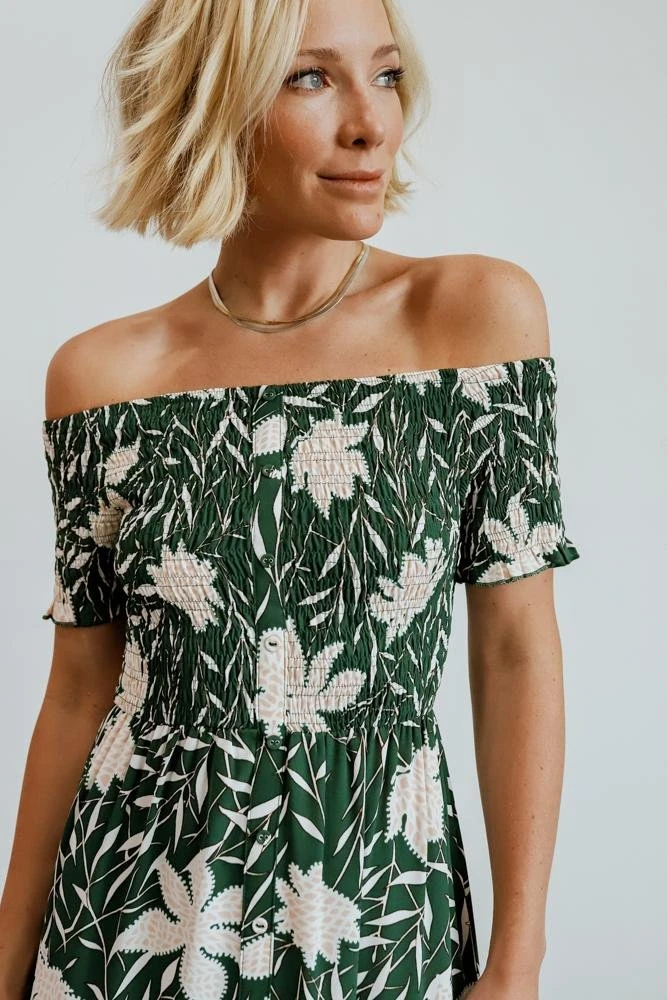 Soi Becca Smocked Maxi Dress | Green Dresses 3 Soi Becca Smocked Maxi Dress | Green Dresses