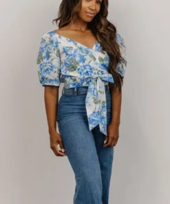 SL Tops Benz Crop Top | White + Blue Floral