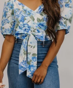 SL Tops Benz Crop Top | White + Blue Floral