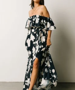Soi Dresses Berlynn Off Shoulder Maxi Dress | Dark Blue Floral