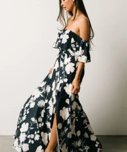 Soi Dresses Berlynn Off Shoulder Maxi Dress | Dark Blue Floral