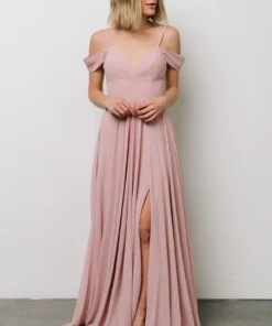 Soi Bianca Lace Maxi Dress | Dusty Rose Dresses