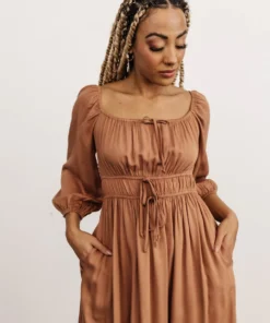 POL Dresses Bodrum Midi Dress | Cocoa