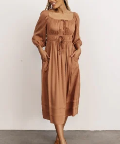 POL Dresses Bodrum Midi Dress | Cocoa