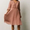 POL Dresses Brinley Pleated Dress | Dusty Mauve