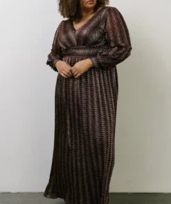 Soi Dresses Bronson Shimmer Gown | Mulberry + Gold 30 Soi Dresses Bronson Shimmer Gown | Mulberry + Gold