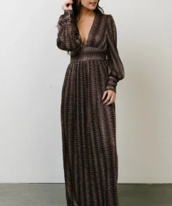 Soi Dresses Bronson Shimmer Gown | Mulberry + Gold 31 Soi Dresses Bronson Shimmer Gown | Mulberry + Gold