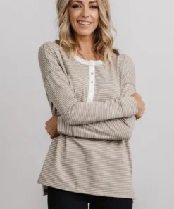 IL Casey Henley Long Sleeve Top | Taupe