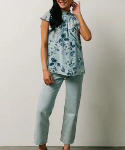 SL Chloe Mock Neck Top | Light Blue Floral Tops
