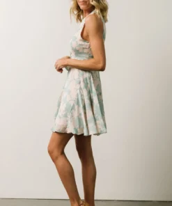 Soi Chrissy Mini Wrap Dress | Robin Blue Floral 10 Soi Chrissy Mini Wrap Dress | Robin Blue Floral