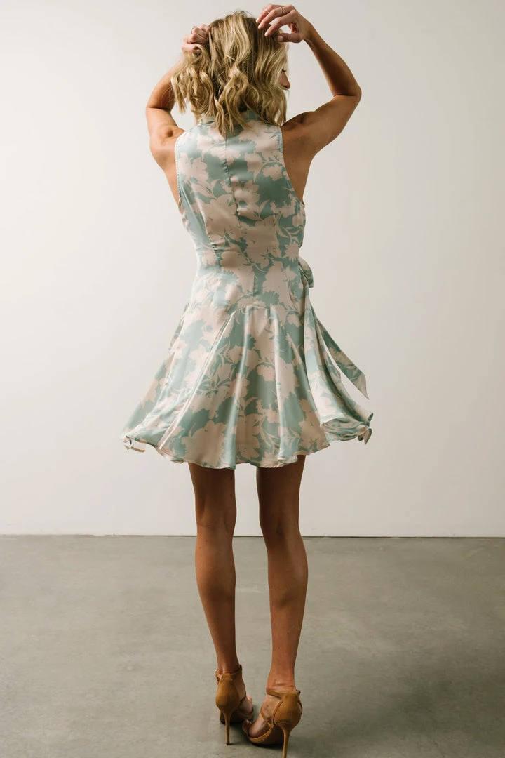 Soi Chrissy Mini Wrap Dress | Robin Blue Floral 3 Soi Chrissy Mini Wrap Dress | Robin Blue Floral