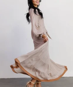 IL Dresses Colbie Tiered Maxi Dress | Taupe