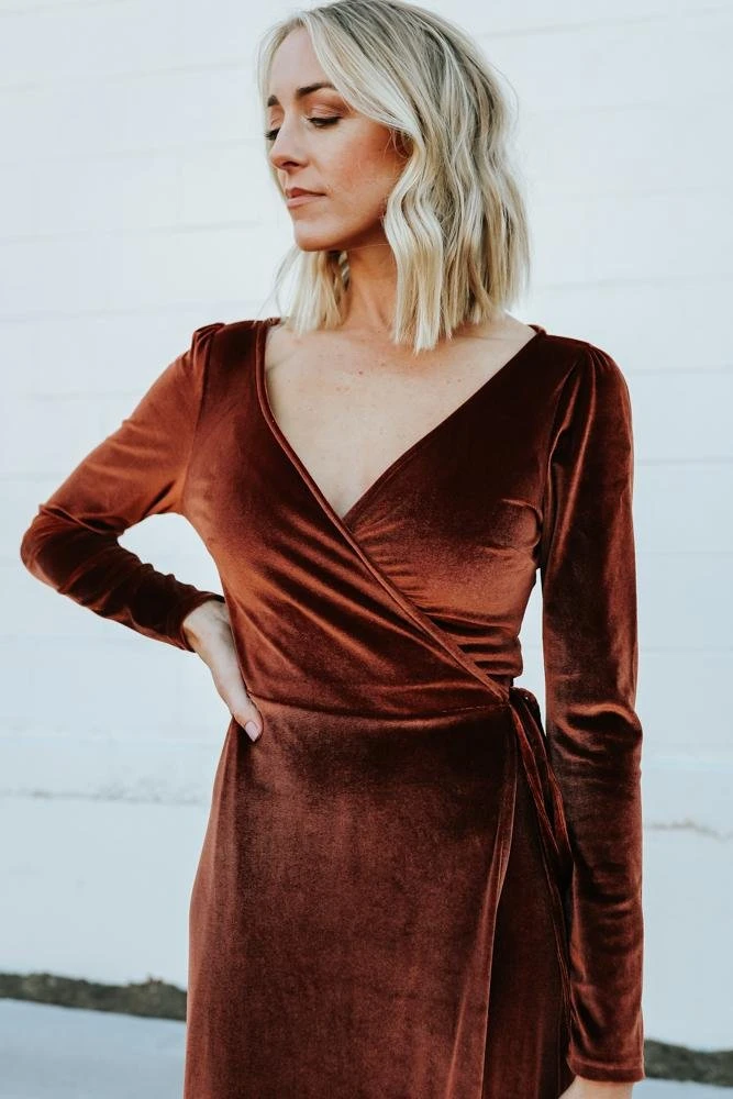 BB Custom Dresses Esmerelda Velvet Wrap Maxi Dress | Bronze 4 BB Custom Dresses Esmerelda Velvet Wrap Maxi Dress | Bronze
