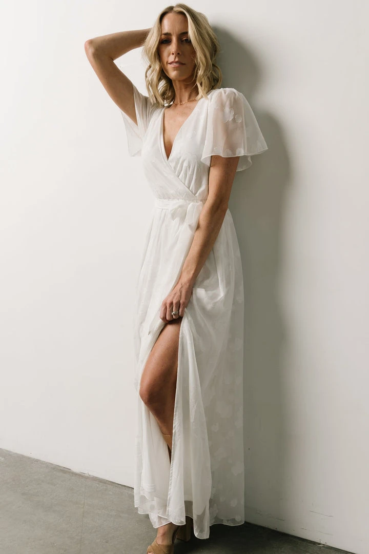 RR Faye Maxi Dress | White 8 RR Faye Maxi Dress | White