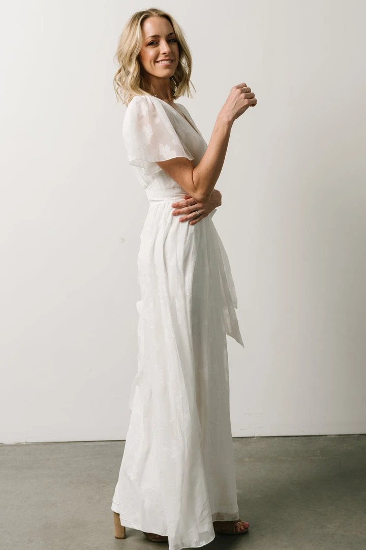RR Faye Maxi Dress | White 4 RR Faye Maxi Dress | White