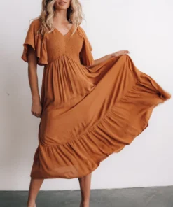 IL Felicity Smocked Dress | Camel Dresses