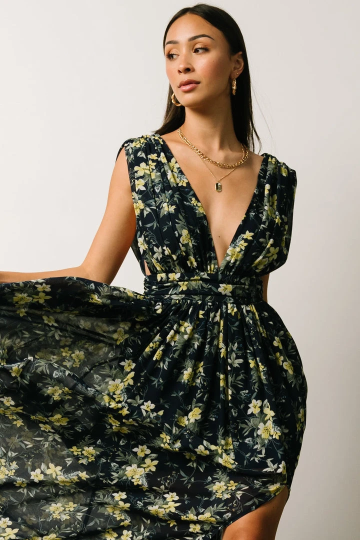 DD Flynn V-Neck Maxi Dress | Navy Floral Dresses 3 DD Flynn V-Neck Maxi Dress | Navy Floral Dresses