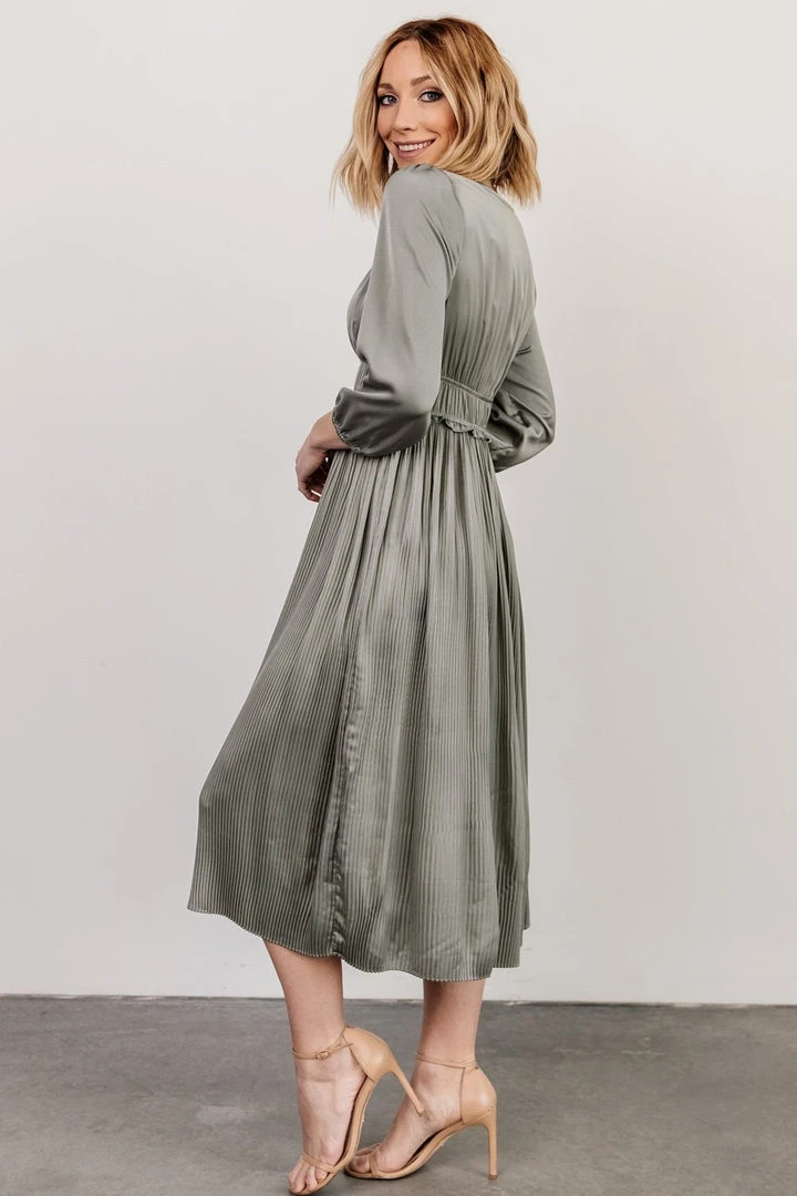 POL Gabriella Satin Midi Dress | Eucalyptus 2 POL Gabriella Satin Midi Dress | Eucalyptus