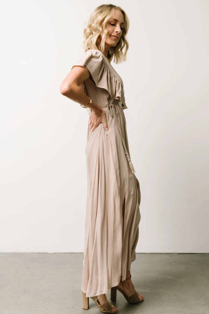 BB Custom Jennifer Deep V Maxi Dress | Sand 7 BB Custom Jennifer Deep V Maxi Dress | Sand