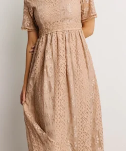 POL Dresses Kody Lace Dress | Sand