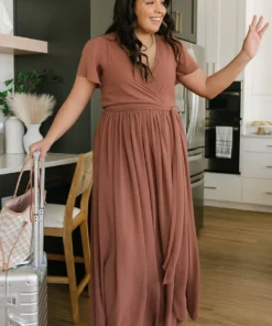 Kristina Maxi Dress | Rosy Brown