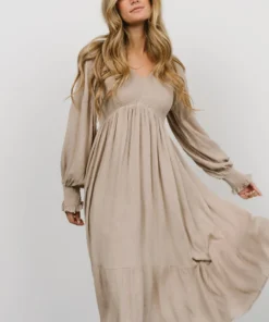 IL Dresses Lainey Smocked Dotted Midi Dress | Beige 15 IL Dresses Lainey Smocked Dotted Midi Dress | Beige