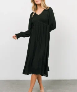 IL Lainey Smocked Dotted Midi Dress | Black