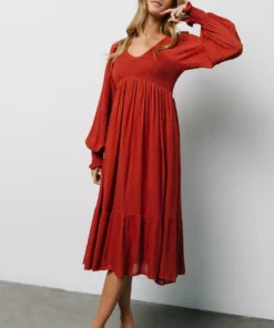 IL Lainey Smocked Dotted Midi Dress | Rust