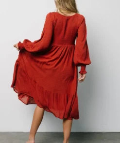 IL Lainey Smocked Dotted Midi Dress | Rust