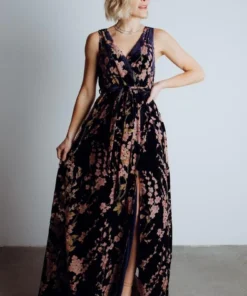 BB Custom Dresses Lennon Velvet Maxi Dress | Blue Floral