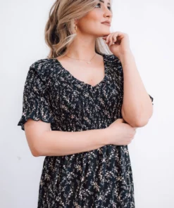 POL Lotta Smocked Maxi Dress | Black Floral Dresses