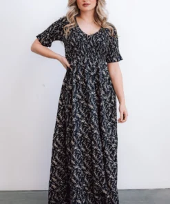 POL Lotta Smocked Maxi Dress | Black Floral Dresses