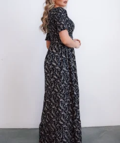 POL Lotta Smocked Maxi Dress | Black Floral Dresses 18 POL Lotta Smocked Maxi Dress | Black Floral Dresses