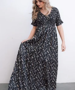 POL Lotta Smocked Maxi Dress | Black Floral Dresses 22 POL Lotta Smocked Maxi Dress | Black Floral Dresses