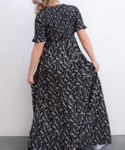 POL Lotta Smocked Maxi Dress | Black Floral Dresses 21 POL Lotta Smocked Maxi Dress | Black Floral Dresses