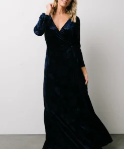 BB Custom Dresses Matthews Embossed Velvet Maxi Dress | Navy 23 BB Custom Dresses Matthews Embossed Velvet Maxi Dress | Navy