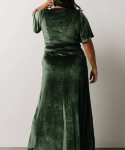 BB Custom Dresses Meghan Velvet Wrap Maxi Dress | Deep Green