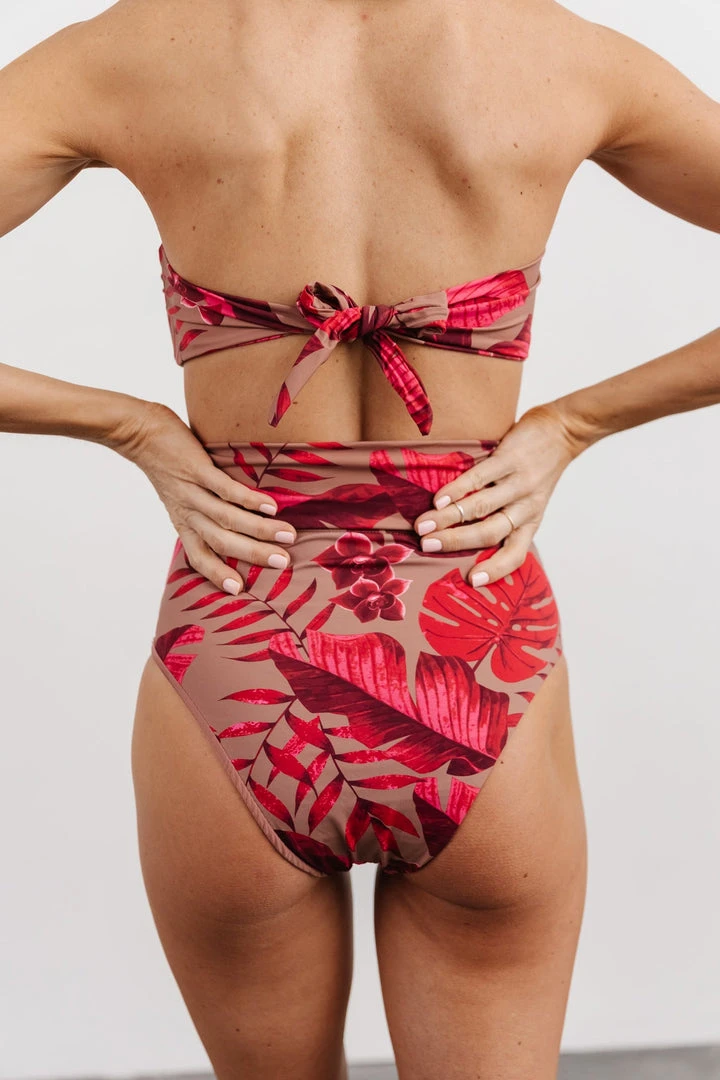 EN Milos Bikini Top | Red Monstera Print 7 EN Milos Bikini Top | Red Monstera Print