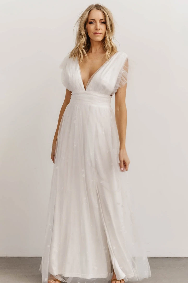 Soi Dresses Nova Shimmer Maxi Dress | White 3 Soi Dresses Nova Shimmer Maxi Dress | White