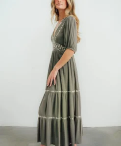 IL Santa Fe Embroidered Dress | Dusty Olive