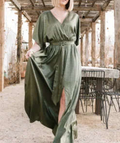 BB Custom Dresses Savannah Print Kimono Maxi | Olive 31 BB Custom Dresses Savannah Print Kimono Maxi | Olive
