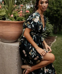 BB Custom Sicily Satin Maxi Dress | Black Floral Dresses