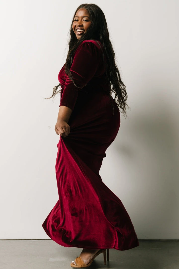 BB Custom Sofia Velvet Maxi Dress | Mulberry 9 BB Custom Sofia Velvet Maxi Dress | Mulberry