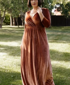 BB Custom Sofia Velvet Maxi Dress | Spice Dresses